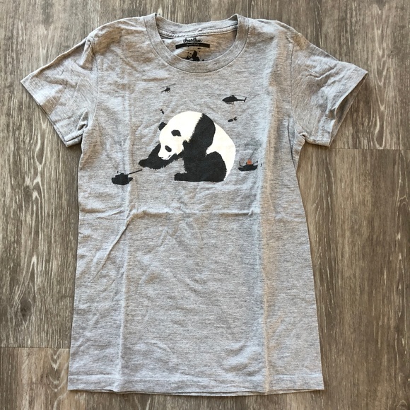 🚨*3/$8*🚨Used Graphic Shirt